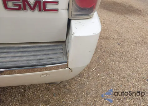 2010 GMC Yukon Xl 1500 Denali from USA, damaged, VIN 1GKUKMEF6AR146601